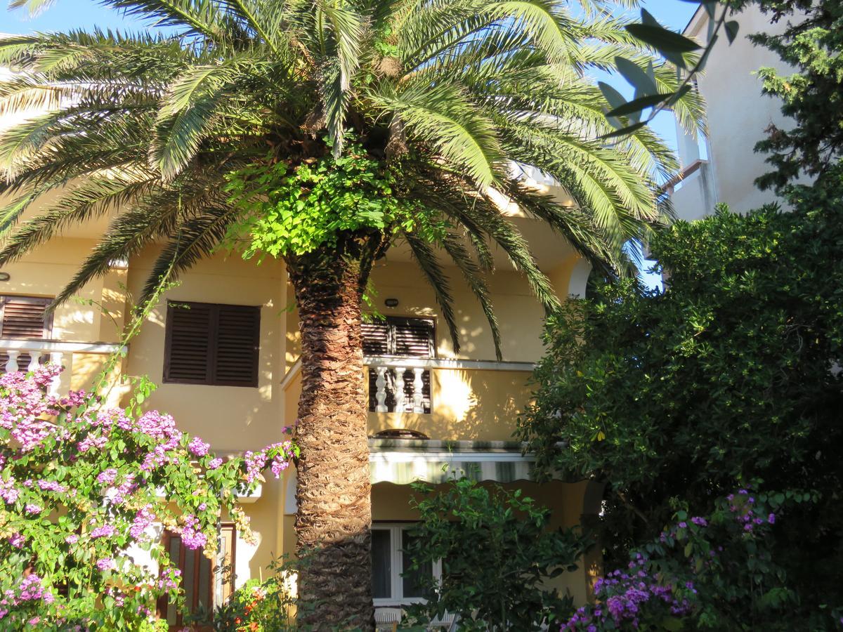 Apartments Palma Novalja Exteriör bild