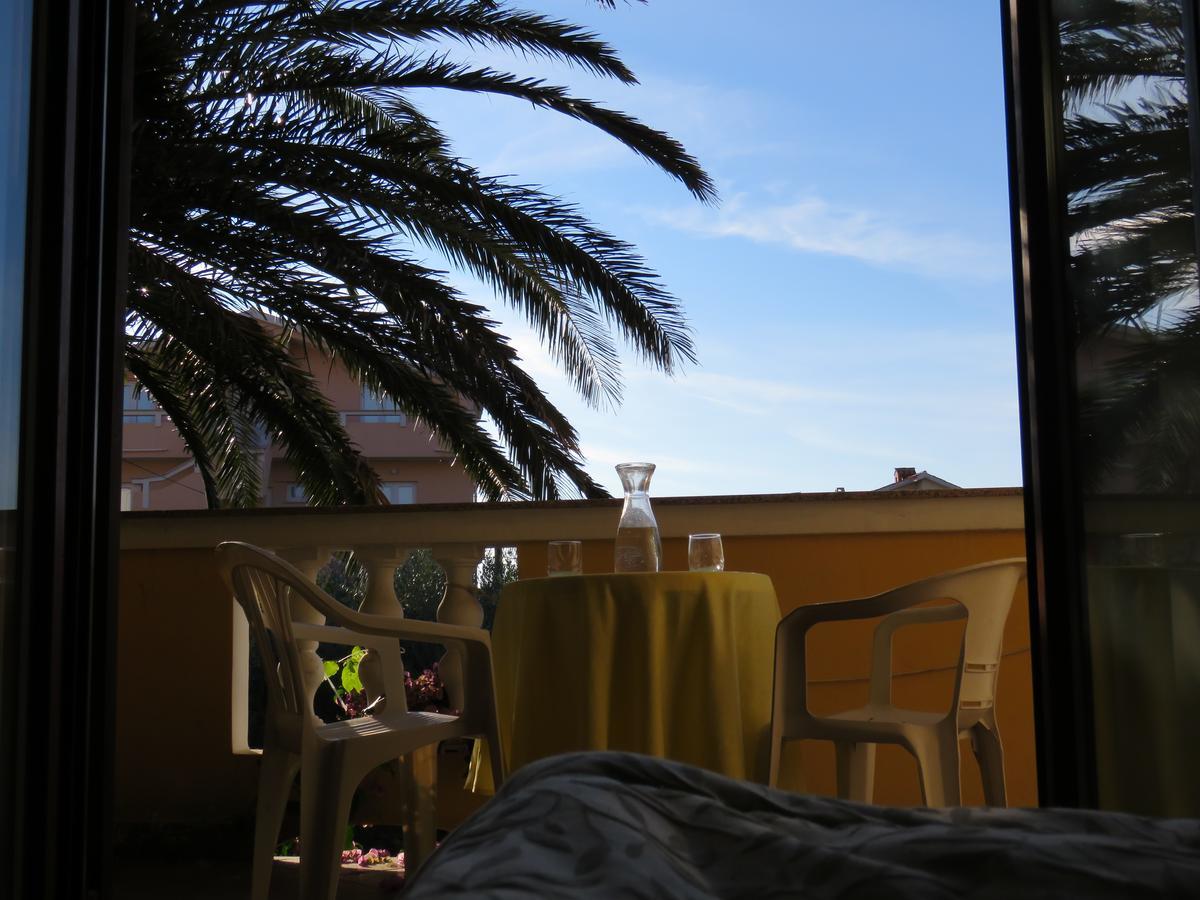 Apartments Palma Novalja Exteriör bild